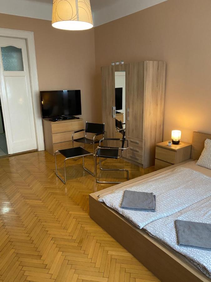 Pala Gardem Apartment Budapest Ngoại thất bức ảnh