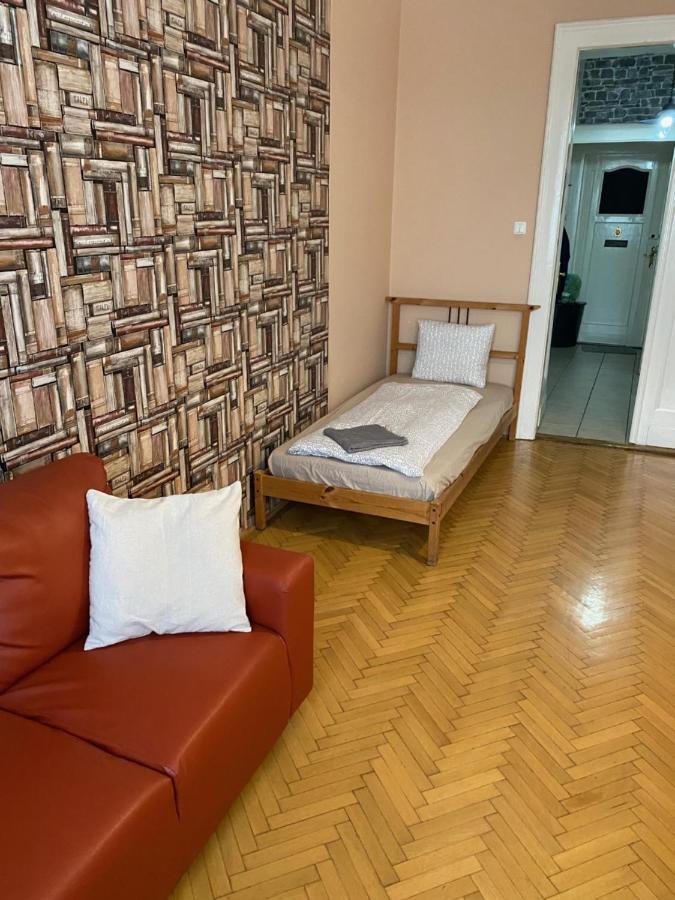 Pala Gardem Apartment Budapest Ngoại thất bức ảnh